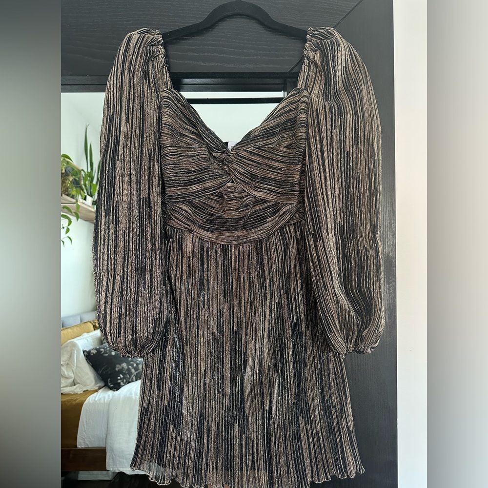 Saylor metallic dress size S